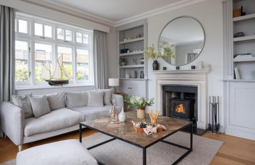 Salcombe House | The Wood