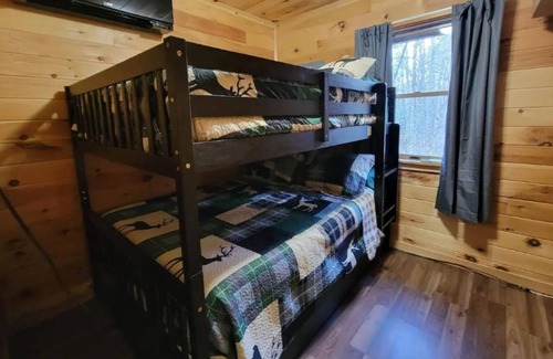 Monmouth Cabin | The Woodland Lodge