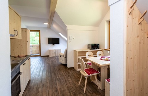 Ukanc Apartment | The Woodland Nook Apartments Bohinj - Comfort Two Bedroom Apartment with Balcony