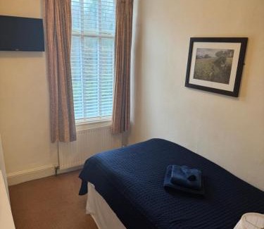 Bradford Hotel | The Woodland's Hotel