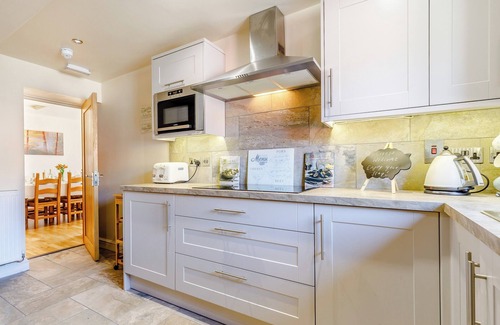 Malpas Cottage | The Woodlands Farmhouse