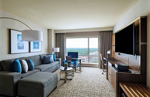 The Woodlands Hotel | The Woodlands Waterway Marriott Hotel & Convention Center
