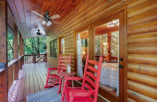 Ellijay Cabin | The Woods At Whitetail Ridge- 2 fireplaces-