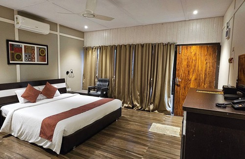 Anjanvel Hotel | The Woods Homestay