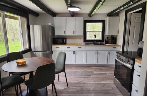 Door County Cabin | "The Woods" Last minute bookings welcome!