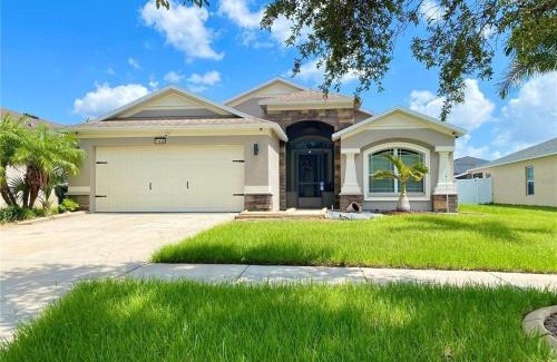 Gibsonton House | The Woodsfamily Residence