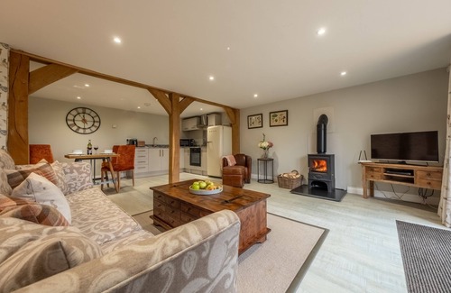 Halesworth Apartment | The Woodshed at Green Valley Farm, Ubbeston