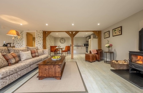 Halesworth Apartment | The Woodshed at Green Valley Farm, Ubbeston
