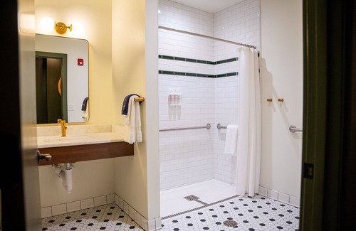 Macon Hotel | The Woodward Hotel