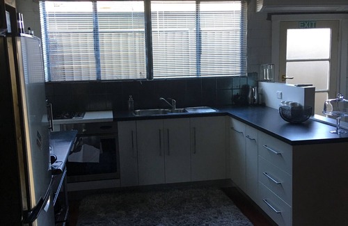 Clyde House | The Workshops Clyde Accommodation