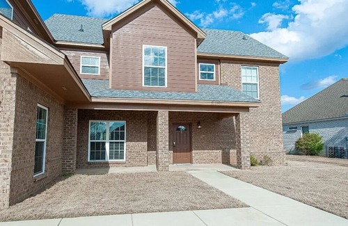 Gunter Afs House | The Wright Retreat! Spacious 5-bedroom house in awesome Montgomery, AL