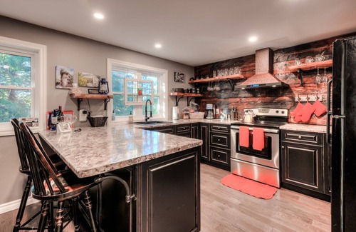 Salem Cottage | The Wright's Coach House