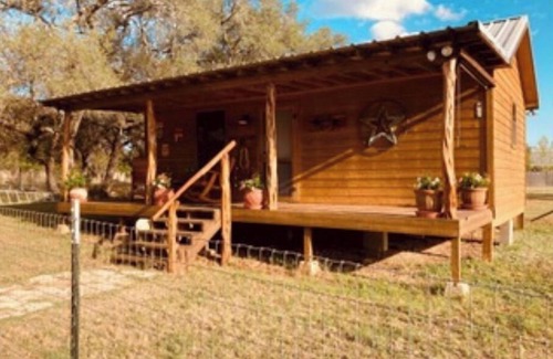 Johnson City Cabin | The Writer’s Cabin