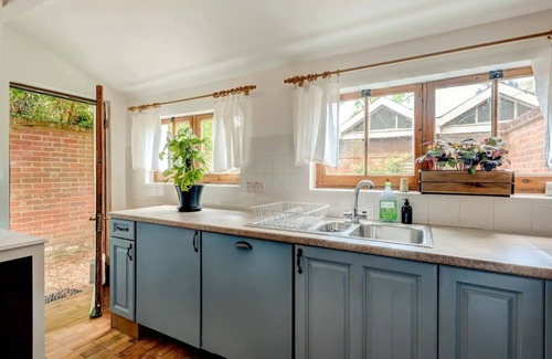 Hastings Cottage | The Writers Retreat- Hastings