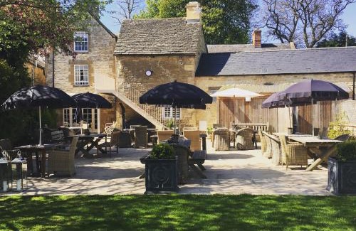 Shipton under Wychwood Hotel | The Wychwood Inn