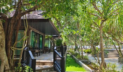 Nuea Khlong Resort | The Wynn Kohjum
