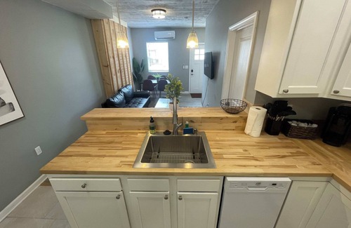 West Columbus Apartment | The Yale Townhouse- 2 BR