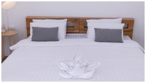 Mueang Kao Ski Chalet | The Yard Sukhothai Old Town