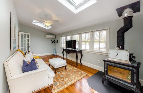 South Yarmouth House | The Yarmouth House - House Only