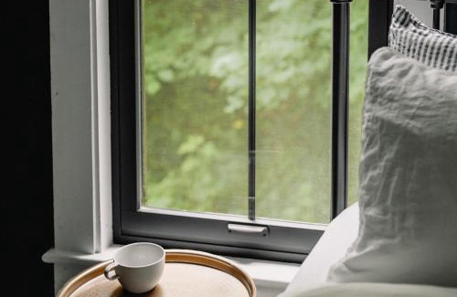 Roscoe Hotel | The Yarra