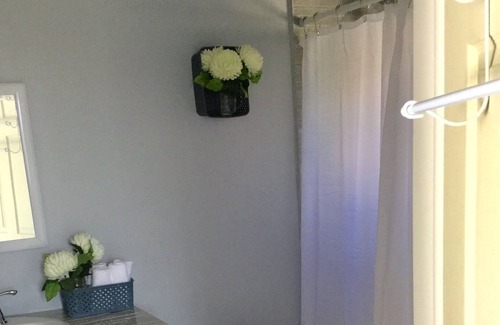 Nassau Apartment | The Yellow Butterfly