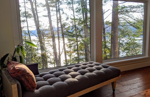 Bala Cottage | The Yellow Cottage - Modern Rustic, SW Exposure, 315' Shore, Scandinavian Sauna!