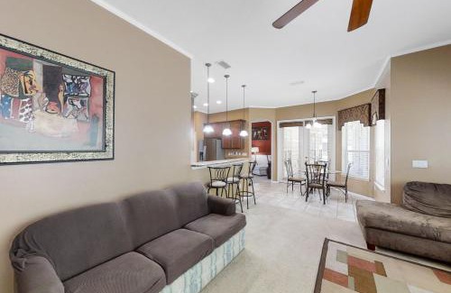 Jacksonville House | The Yellow Hibiscus