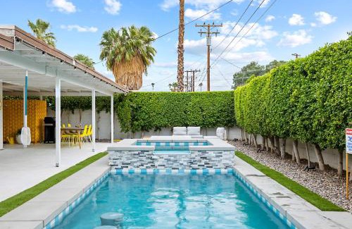 Palm Springs House | The Yellow Retreat