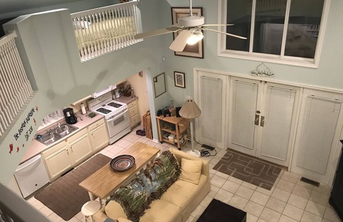 Michigan City House | The Yellow Submarine in the heart of Beachwalk