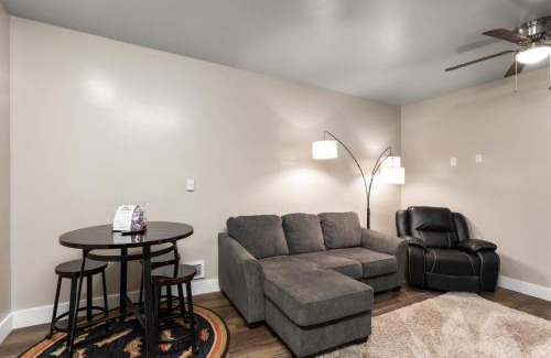 West Yellowstone Apartment | The Yellowstone Hideaway Unit C