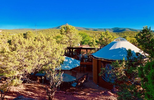 Zuzax Villa | The YOGA YURTA. Very Civilized Glamping at SUNNY MELLOW ECO VILLA!