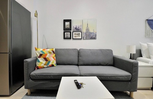 Upper East Side Apartment | The Yorkville Vibe 8679