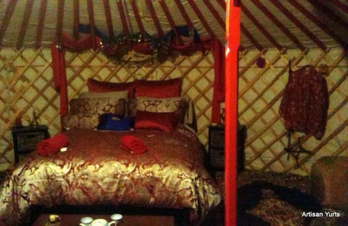 Myrrhee House | The Yurt Alpine Retreat - Green Yurt