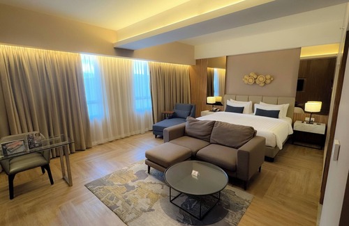 Padang Hotel | The ZHM Premiere DH Grand Zuri Padang