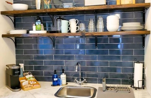 Lodi House | The Zin Retreat | 4-Min Walk to Downtown Wine, Beer, Shops, and MORE!