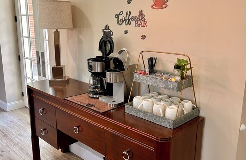 Goldman House | The Zion House - Charming Historic Home Perfect for Family Vacations and Events