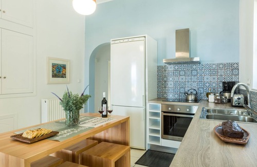 Kato Galatas Villa | thea thalassa - sea view