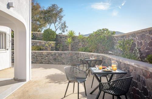 Pyrgos Apartment | Thealos Santorini