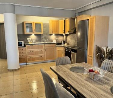 Argostoli Town Apartment | Theasis Apartment