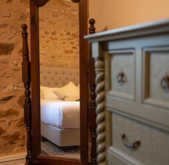 Upper Wakefield House | Thedell Cottage - A Boutique Heritage Escape