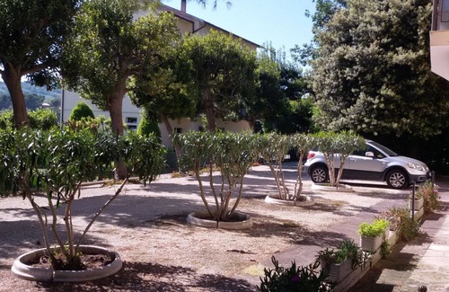Sirolo Apartment | TheGreenCorner @ Sirolo Centrale, Parking, Air Conditioning, WiFi