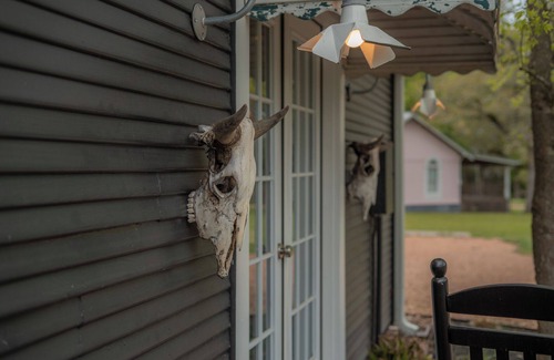 Round Top House | Thelma's Garage - Wander Inn