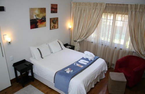 Scottsville Bed & Breakfast | Thembelihle B&B