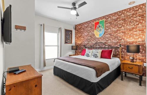 Kissimmee House | Themed Bedrooms Disney Area 3BR LR2960