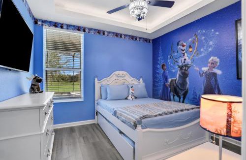 Windsor Hills Villa | Themed Luxury 6BR Getaway with Resort Amenities