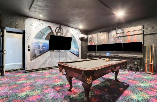 Windsor Hills Villa | Themed Luxury 6BR Getaway with Resort Amenities