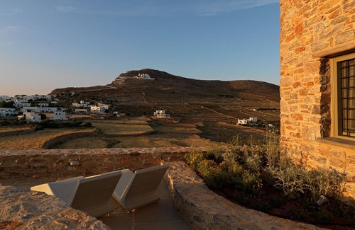 Chora Folegandros Apartment | "Themonies Luxury Suites" offer a unique accommodation