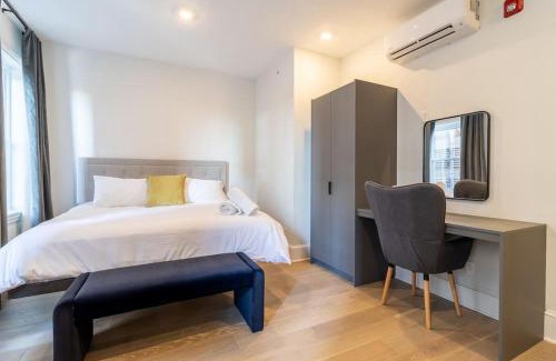 Gayborhood Apartment | Thena Hotel - Large Studio