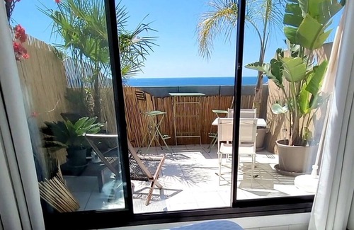 Cannes La Bocca Apartment | "Theo'z Roof Top & Sea View"