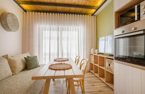 Ouranoupoli House | theopisti home